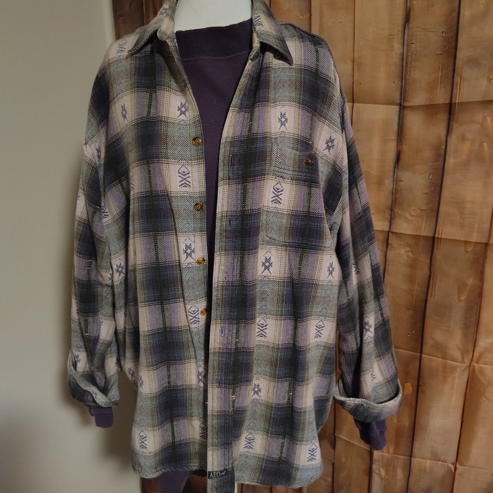 American Eagle Outfitters Purple and Cream Patterned Button-Down Shirt